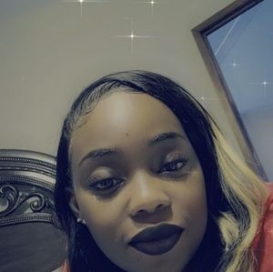 Meet your Posher, Dandrea